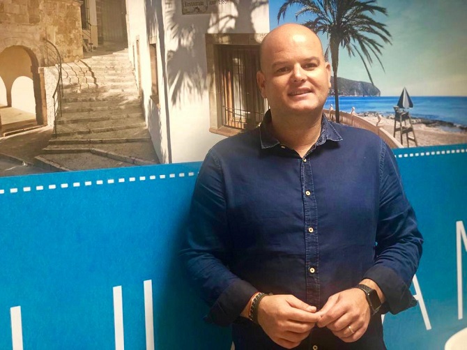 Raúl Llobell candidato a la alcaldía de Teulada Moraira por el Partido Popular.