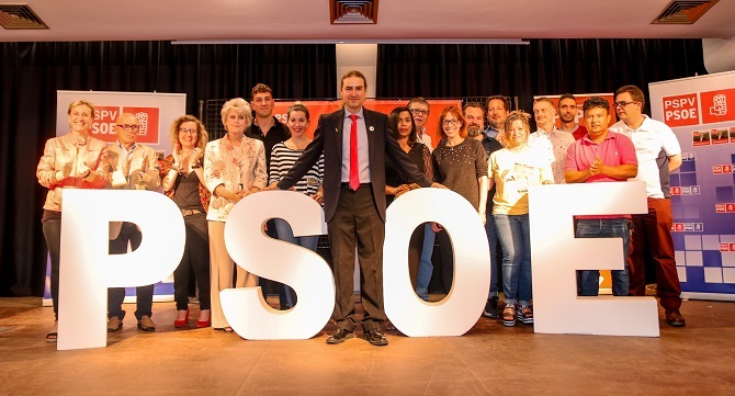 Emotividad en la presentación de la candidatura del PSPV-PSOE de Teulada Moraira