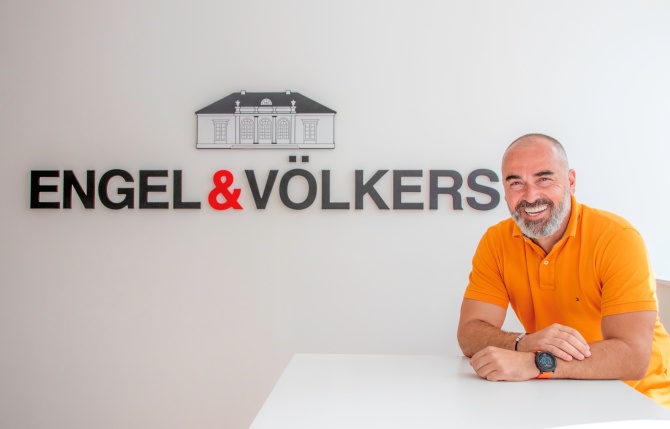 Emilio Viñals Zúnica, Managing Director de las oficinas de Moraira y Calpe de Engel & Völkers