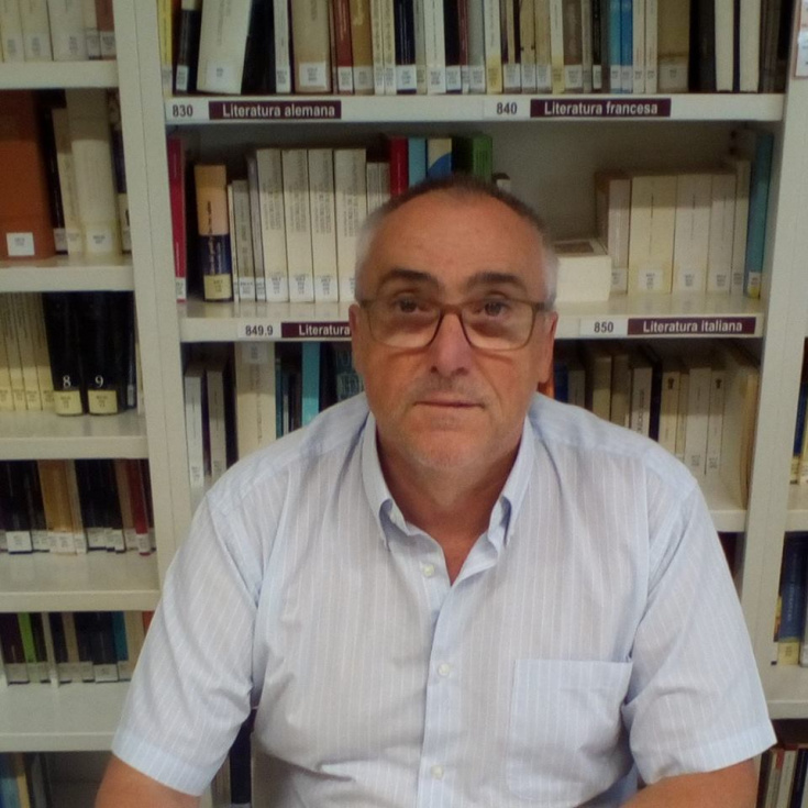 Manuel Navarro Ribelles.  Especialista en Derecho del Tráfico y Seguridad Vial, por el Centro de Estudios Jurídicos de Granada