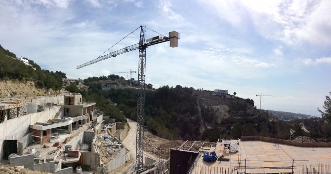 Imagen de archivo de una construcción en la Marina Alta