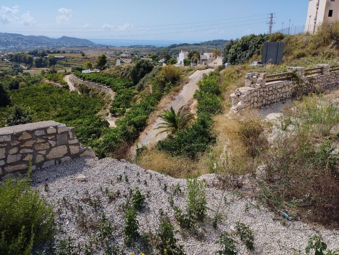 Las obras del muro del Mirador del Mediterráneo ya se han iniciado