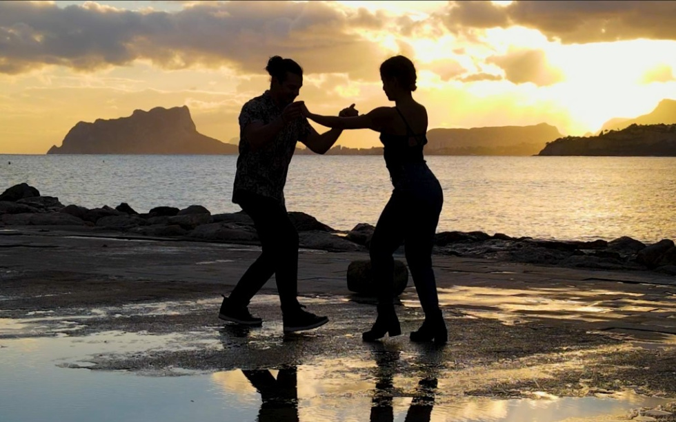 Bachata sensual en el Portet de Moraira