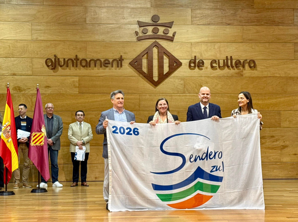 Teulada Moraira recibe la bandera Sendero Azul 2026 para su Ruta Geológica