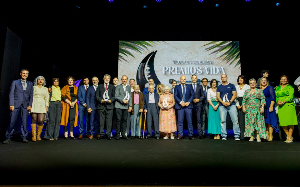 Foto de grupo de la II edici&oacute;n de los Premios Vida