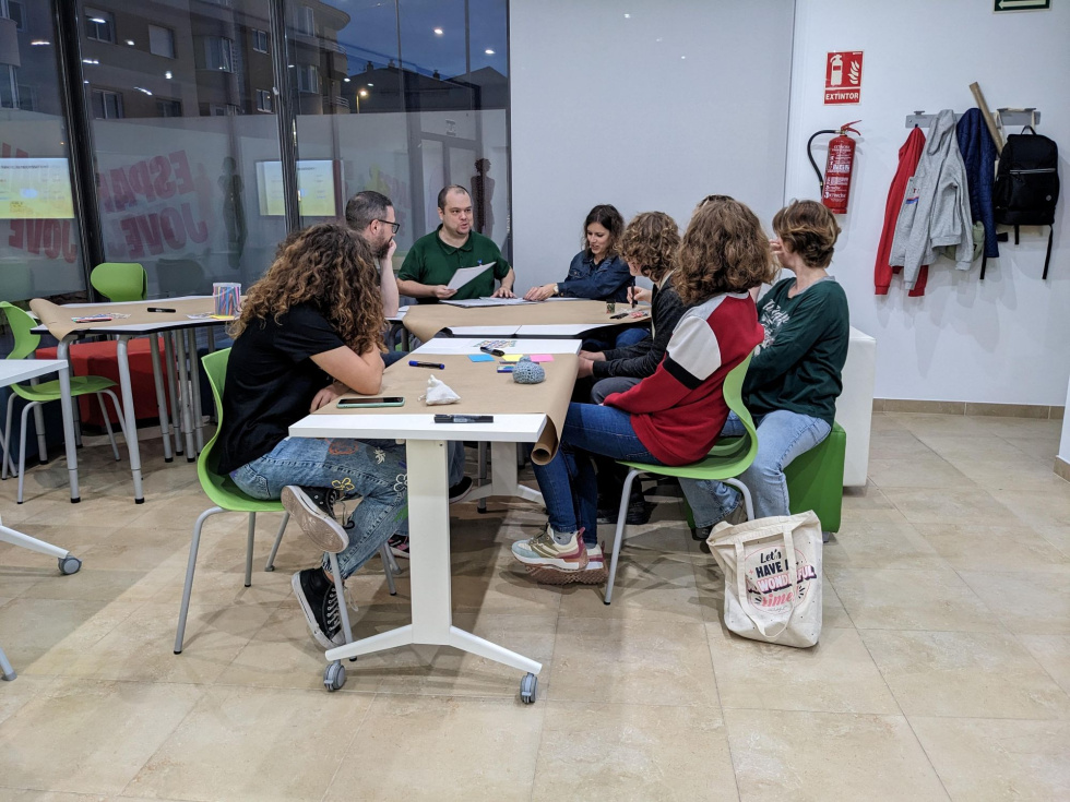 Teulada Moraira se moviliza: El Primer Fòrum Jove reúne a jóvenes en busca de nuevas propuestas de ocio educativo