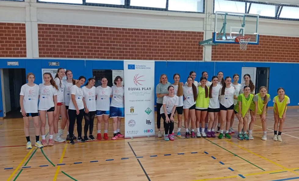 Pedreguer participa en Croacia en un proyecto europeo que impulsa la igualdad a través del baloncesto