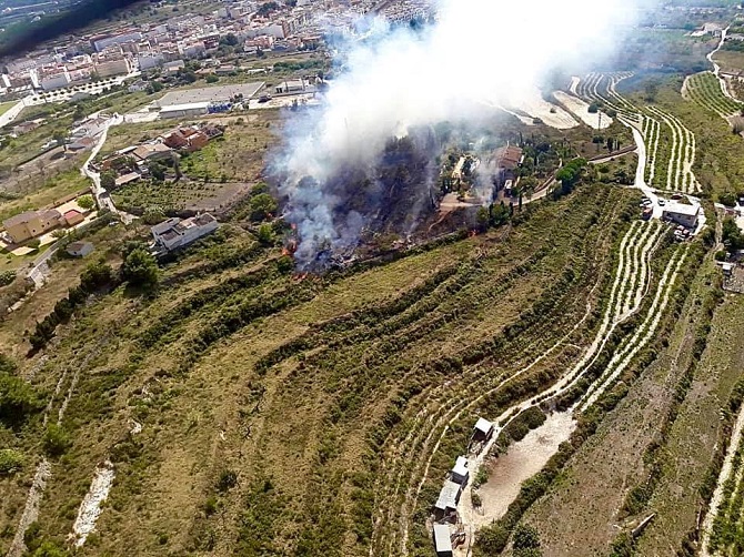 Vista aérea del incendio.