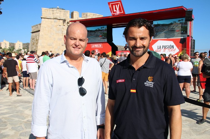 Raúl Llobell y Eduardo Dolón durante la presentación de La Vuelta 19 que tuvo lugar el pasado jueves 22 de agosto en Moraira