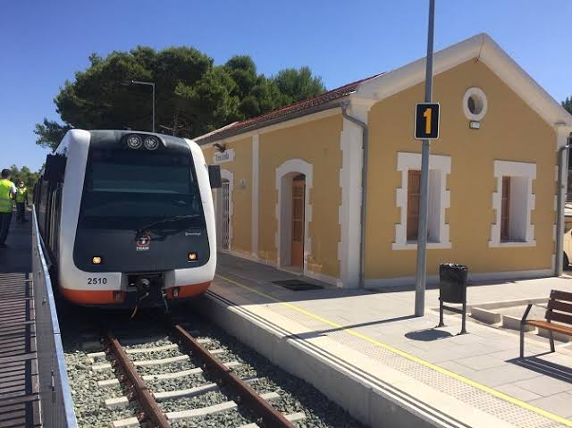 La Línea 9 del TRAM entre Dénia y Benidorm supera los 155.000 usuarios en julio