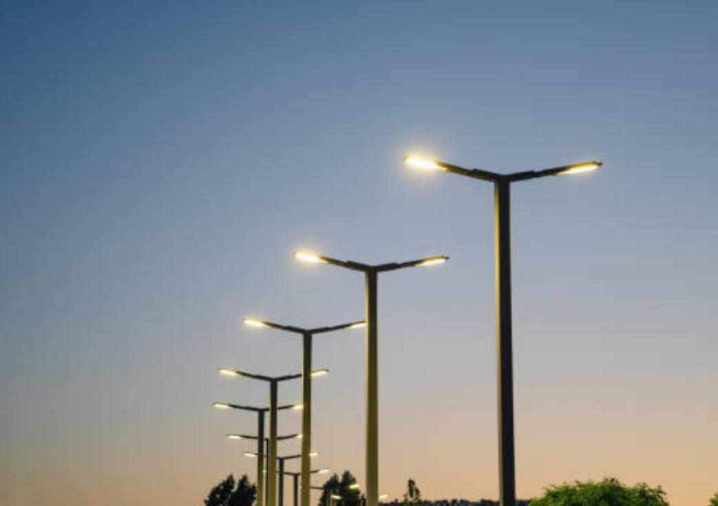 Teulada Moraira renovará su alumbrado con más tecnología y una iluminación especial para seis espacios emblemáticos
