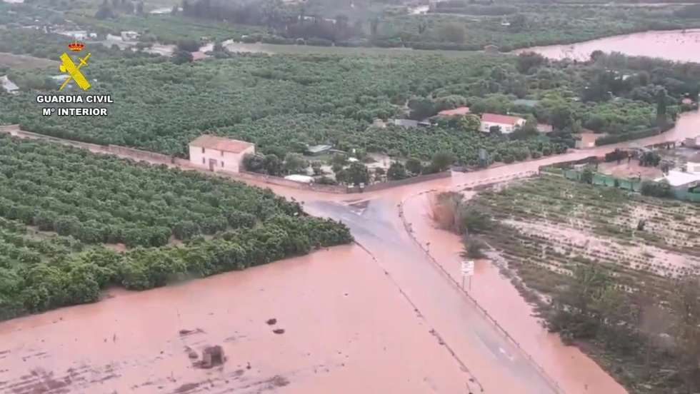 GEAS, USECIC y un helicóptero refuerzan el dispositivo de la Guardia Civil por la DANA Adam