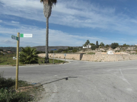 El Ayuntamiento de Teulada finaliza los trabajos para la conservación y mejora del sendero local homologado SL-CV 73 Barranc de Xurra
