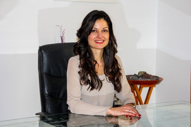Galya Dusheva, Economista gdusheva@economistas.org Calatayud 17 Abogados&Economistas C/ Doctor Calatayud, 17-2º 03724 Moraira (Alicante)